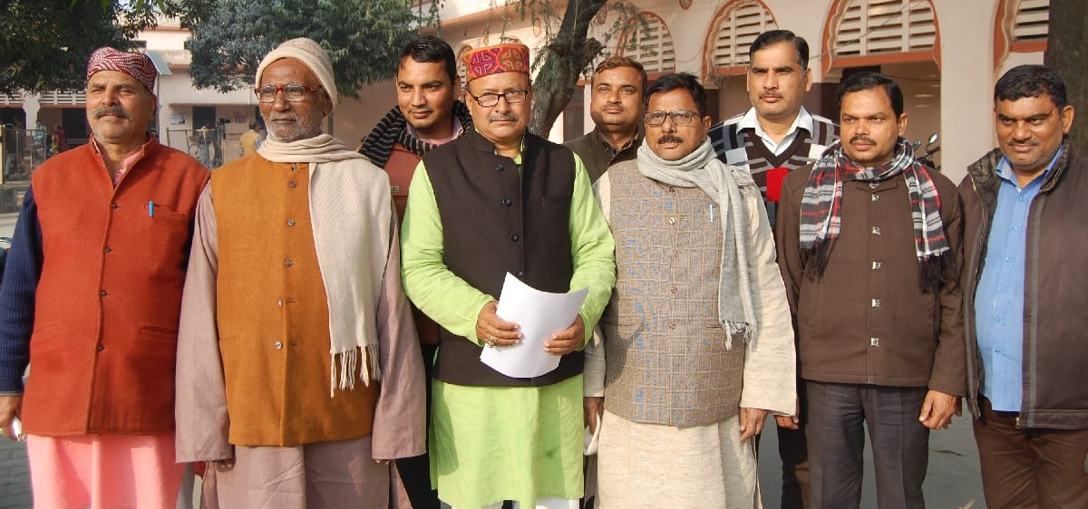 शिक्षकों ने दी बोर्ड परीक्षा बहिष्कार की धमकी