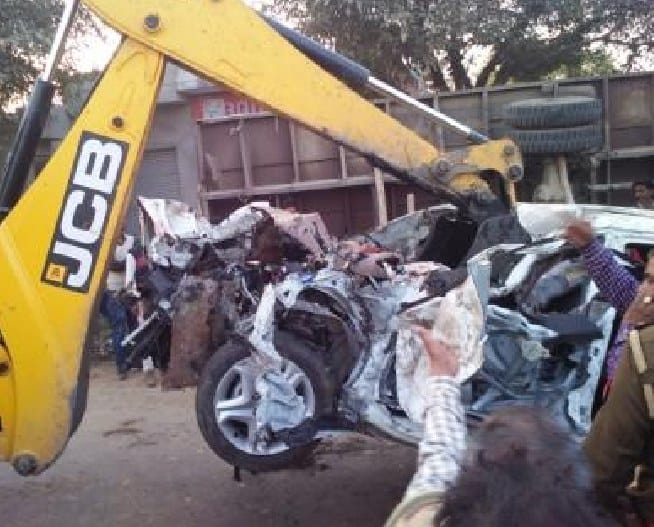 two killed as car smashed into tanker
