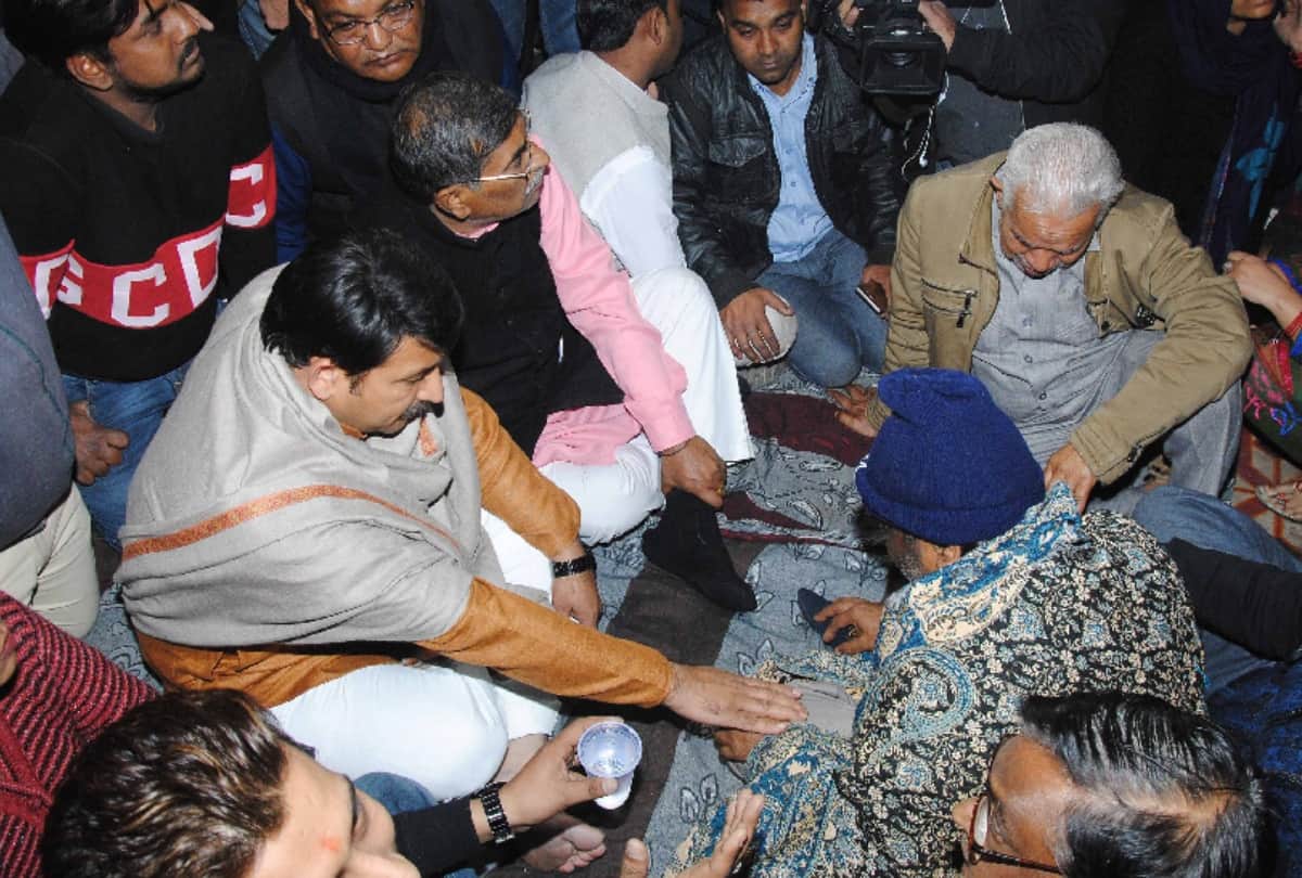 manoj tiwari went to ankit's house