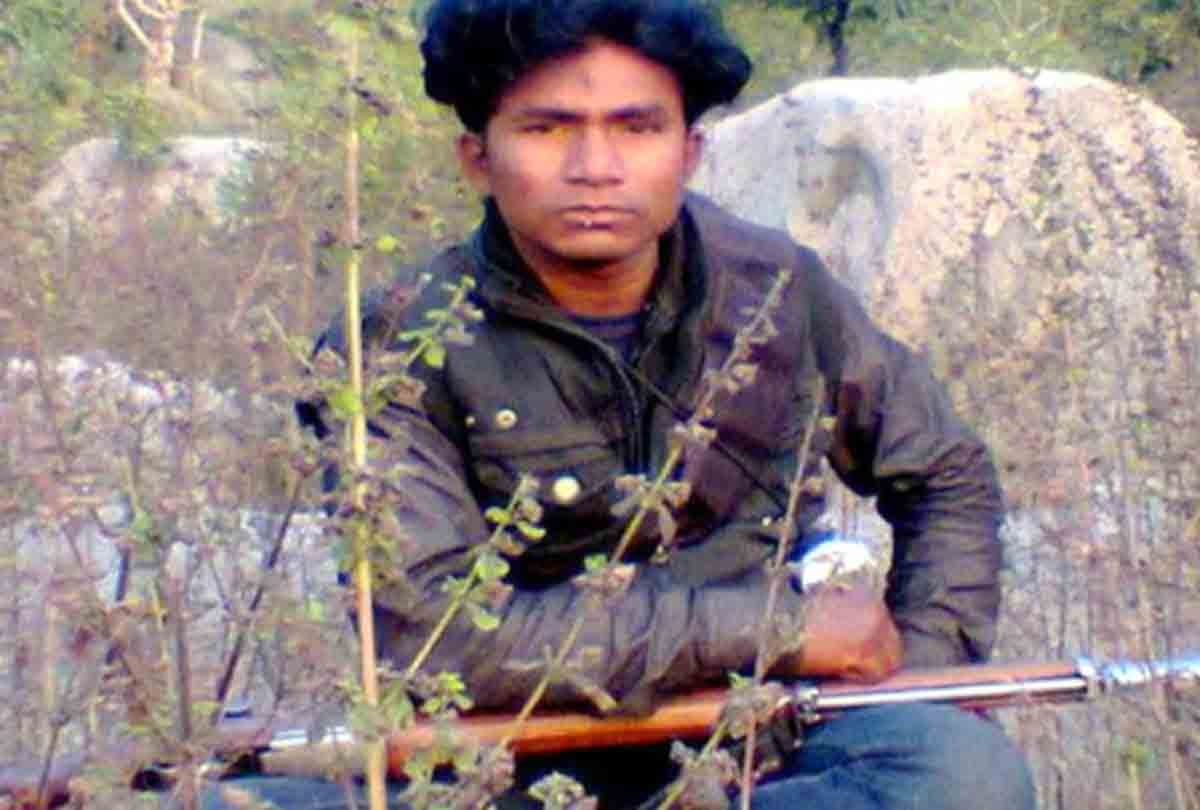 encounter again between police and babuli kol gang 