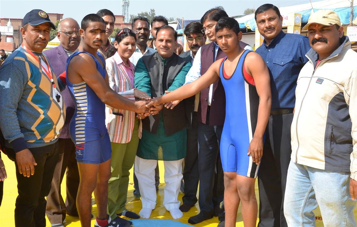 Sachin made Aligarh Kesri, Babar title for Krsari