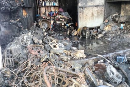 three bikes on fire at una himachal 