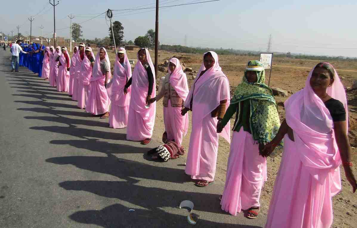 One hundred and thirty kilometer long human chain in sonbhadra