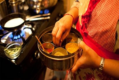 Today’s Kitchen Know How To Make Gujarati Kachori Recipe In Hindi