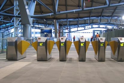 on these 20 metro stations you will not be allowed to carry luggage more than 15 kgs