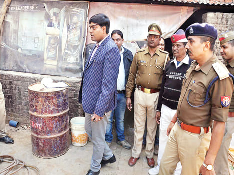 Fake Diesel factory in Etawah, Four arrested
