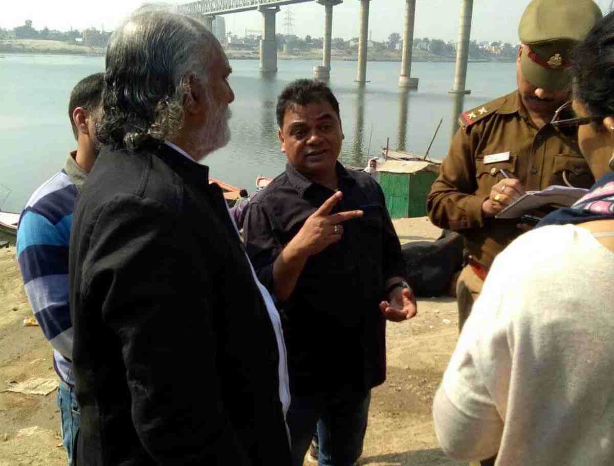 Film super 30 shooting in varanasi
