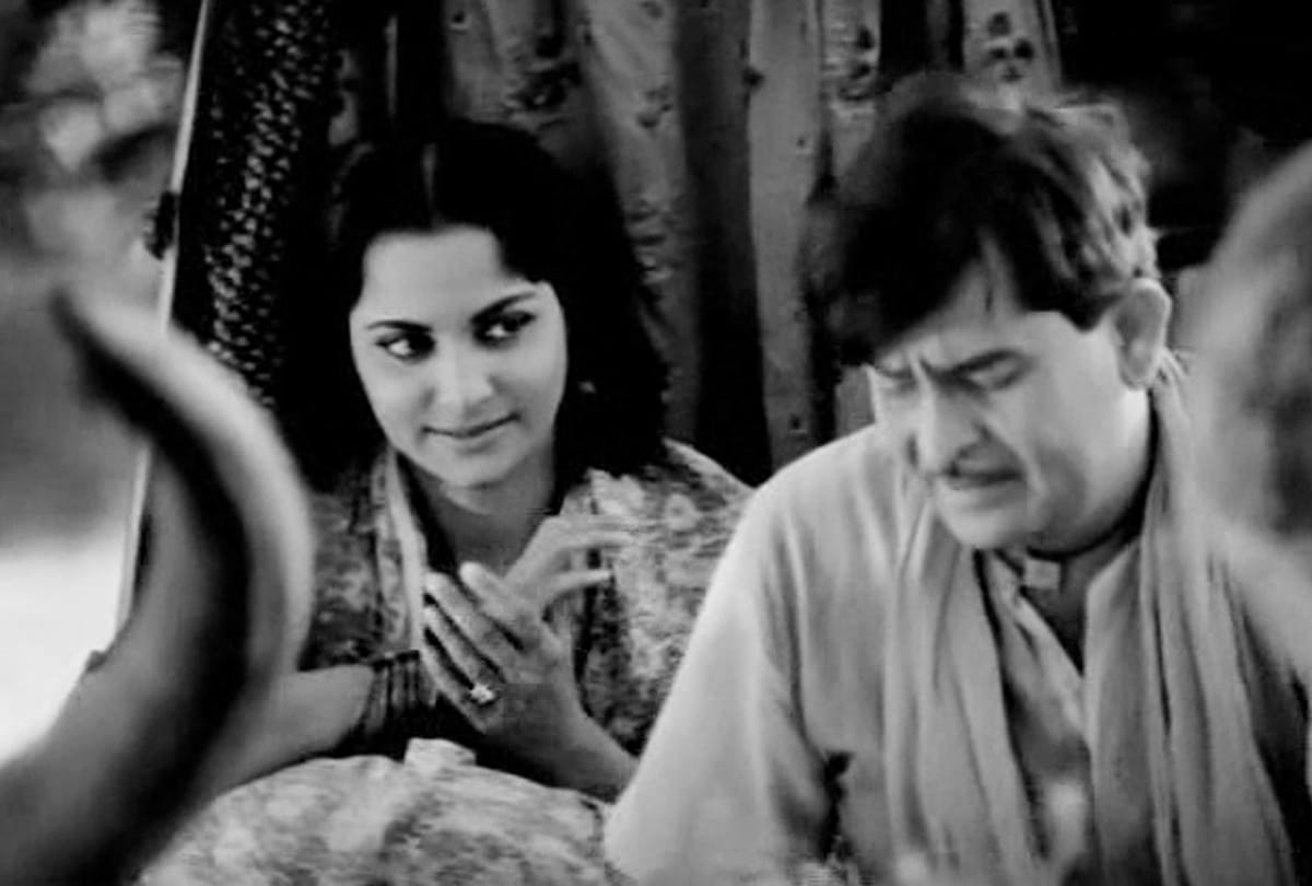 actress Waheeda Rehman birthday special