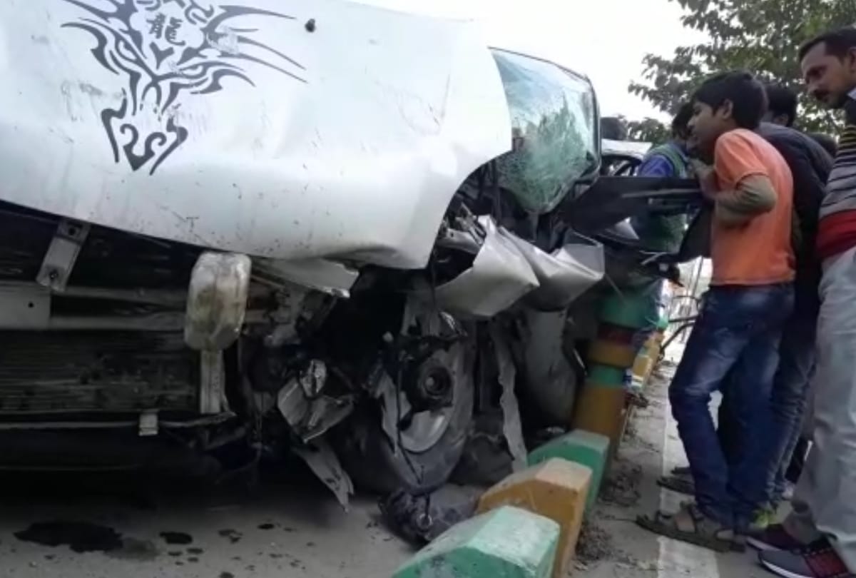 a car accident in the chinhat area due to over speed