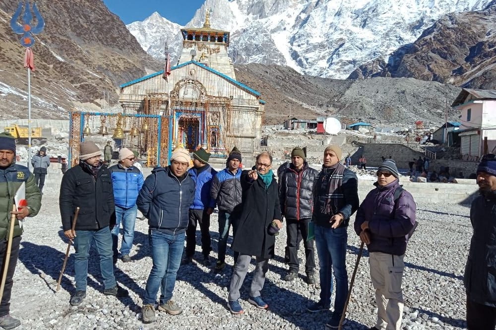 Chief secretary arrived in Kedarnath 