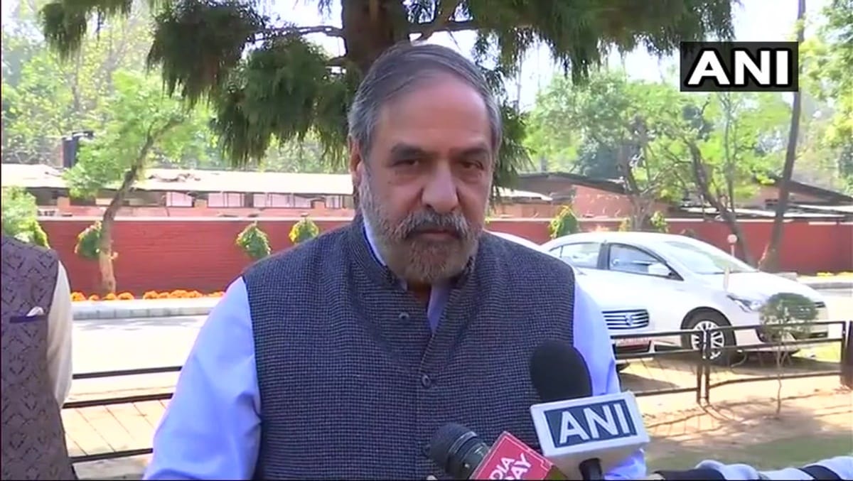 Congress warns officials of Modi government