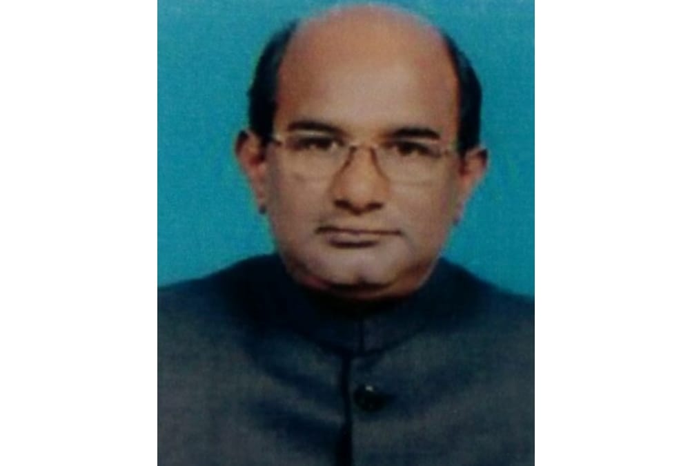ishwar sharan vishwakarma new chief of uchtar seva   chayan ayog.