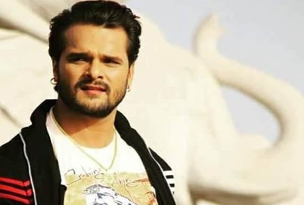 Bhojpuri actor khesari lal yadav distributed blankets to the poor people at patna
