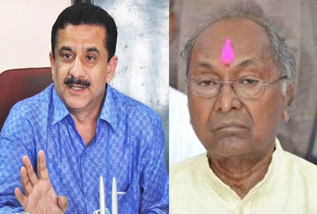 Giriraj Kishore said that PM pretend to speak Hindi abroad