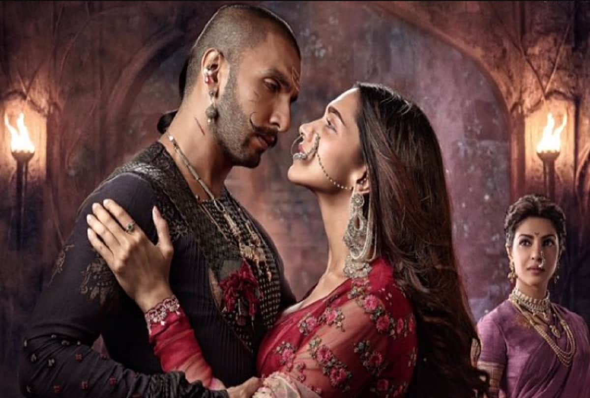 Take a look of Ranveer Singh 5 films where he gives intimate scenes