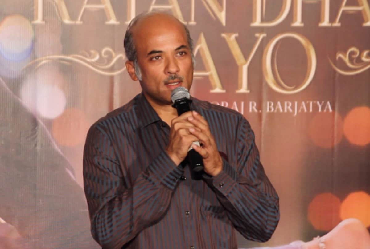 Salman Khan will play husband role in Sooraj Barjatya upcoming film