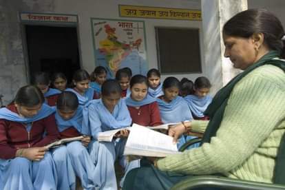 UTTAR PRADESH ASSISTANT TEACHER RECRUITMENT LAST DATE 05 FEBRUARY