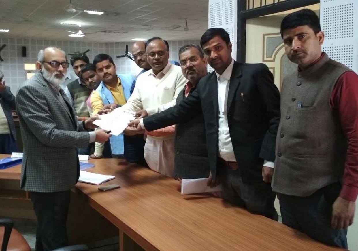 ब्राह्मण महासभा ने दिया ज्ञापन