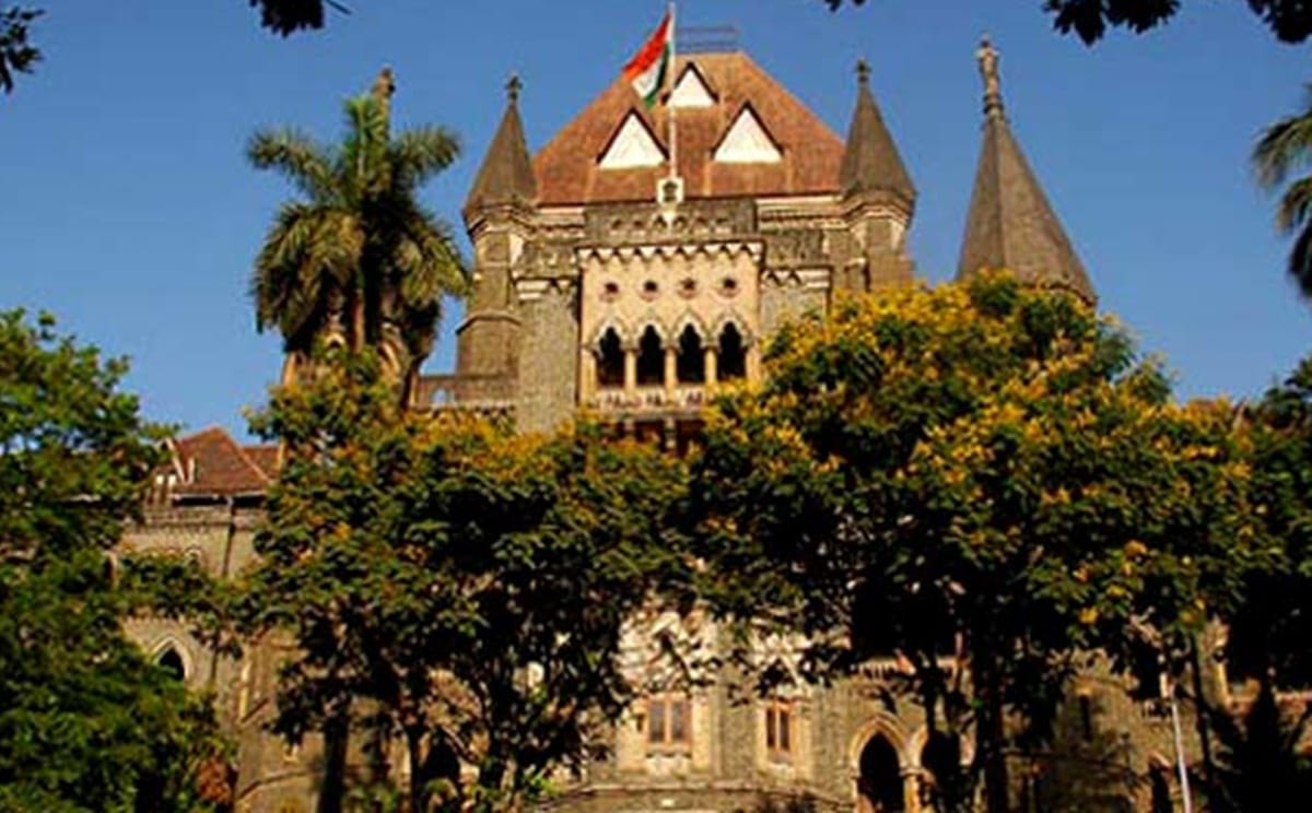 Justice Dhanuka became CJ of Bombay High Court for four days know who got command of Madras High Court