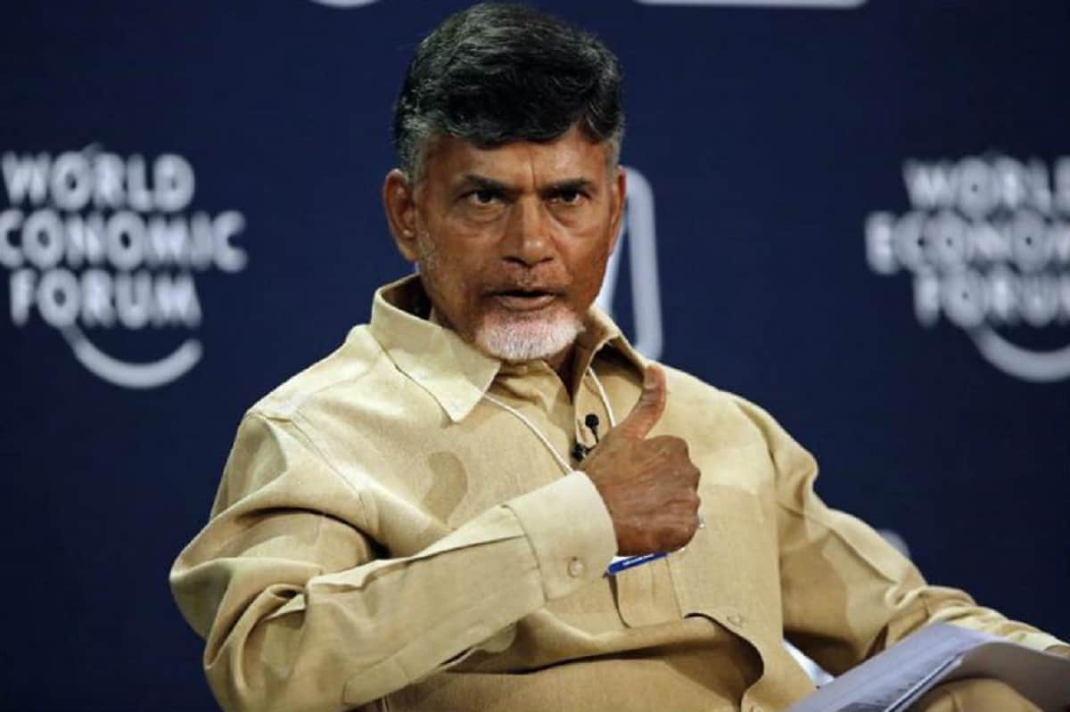 richest chief minister female in india which belongs to royal family