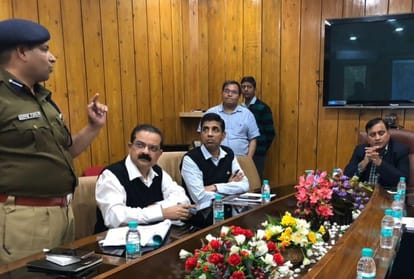 preparation of police department for uttar pradesh investors summit.