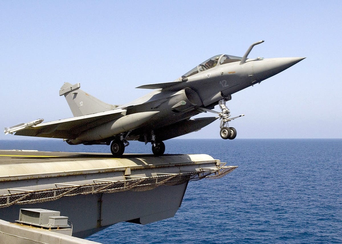 Indian Navy evaluating trial report of Rafale, F-18 for USD 5 billion fighter jet deal