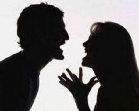 two party quarrel at the consultation center in agra 