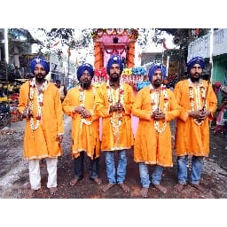 प्रकाशोत्सव पर निकली भव्य शोभा यात्रा, गदका पार्टी ने दिखाए करतब