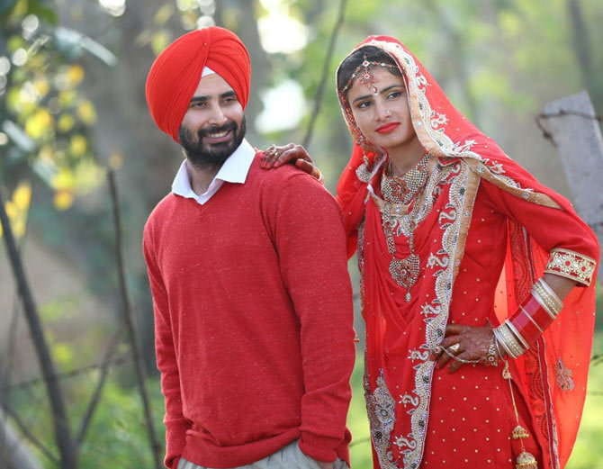 unique marriage, software engineer very simple wedding with 12th pass girl