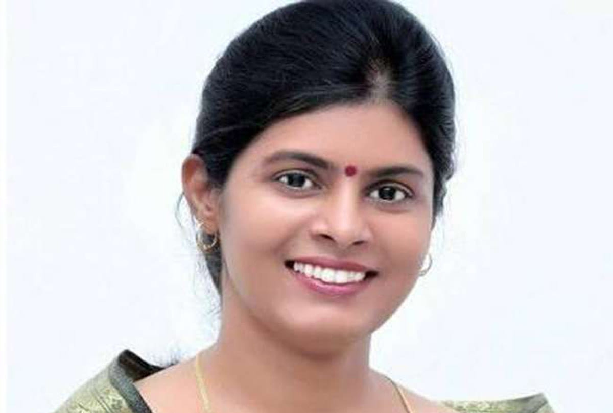 UP NRI award to 10 immigrants by UP Government