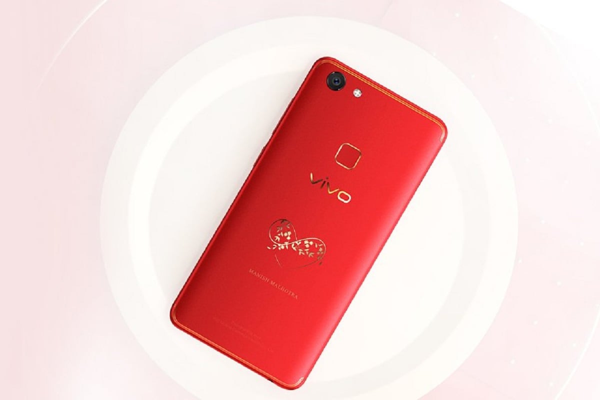 Vivo V7 plus Infinite Red 