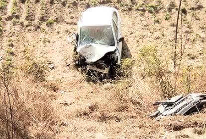 one person died in a collision between two car at una
