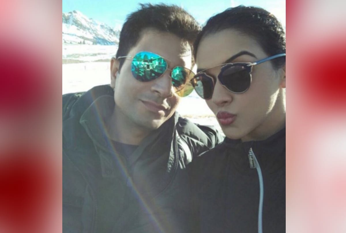valentines day special: know how asin and rahul sharma met and tied the knot