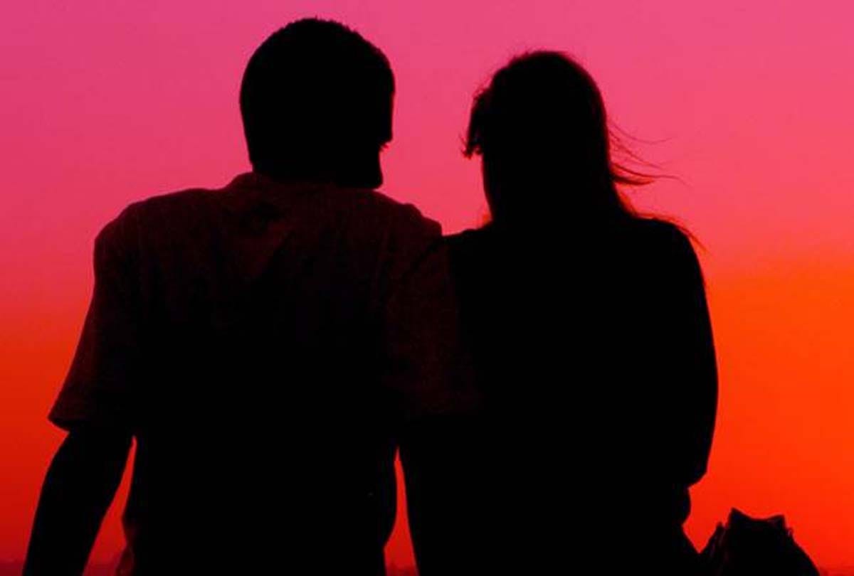 extramarital affair in auraiya