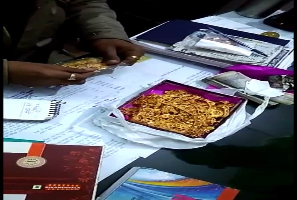 police caught gold ornaments bag in haridwar