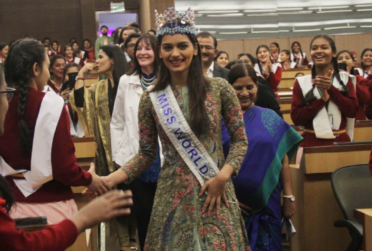 Manushi chhillar to shift in mumbai to debut bollywood