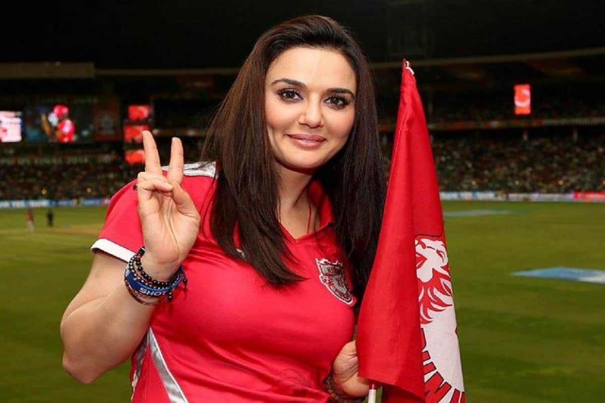 Preity Zinta shared post on instagram and praised kings xi punjab to win over mumbai indians ipl 2021 match