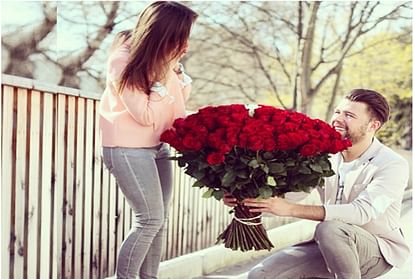 Valentines Day 2019 Bollywood Song On Rose Day - Entertainment News: Amar  Ujala - 'फूल तुम्हे भेजा है खत में' से लेकर 'एक डाल पर दो फूल खिले', रोज डे  पर सुने