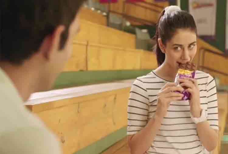 salman khan new girl waraina hussain full profile 