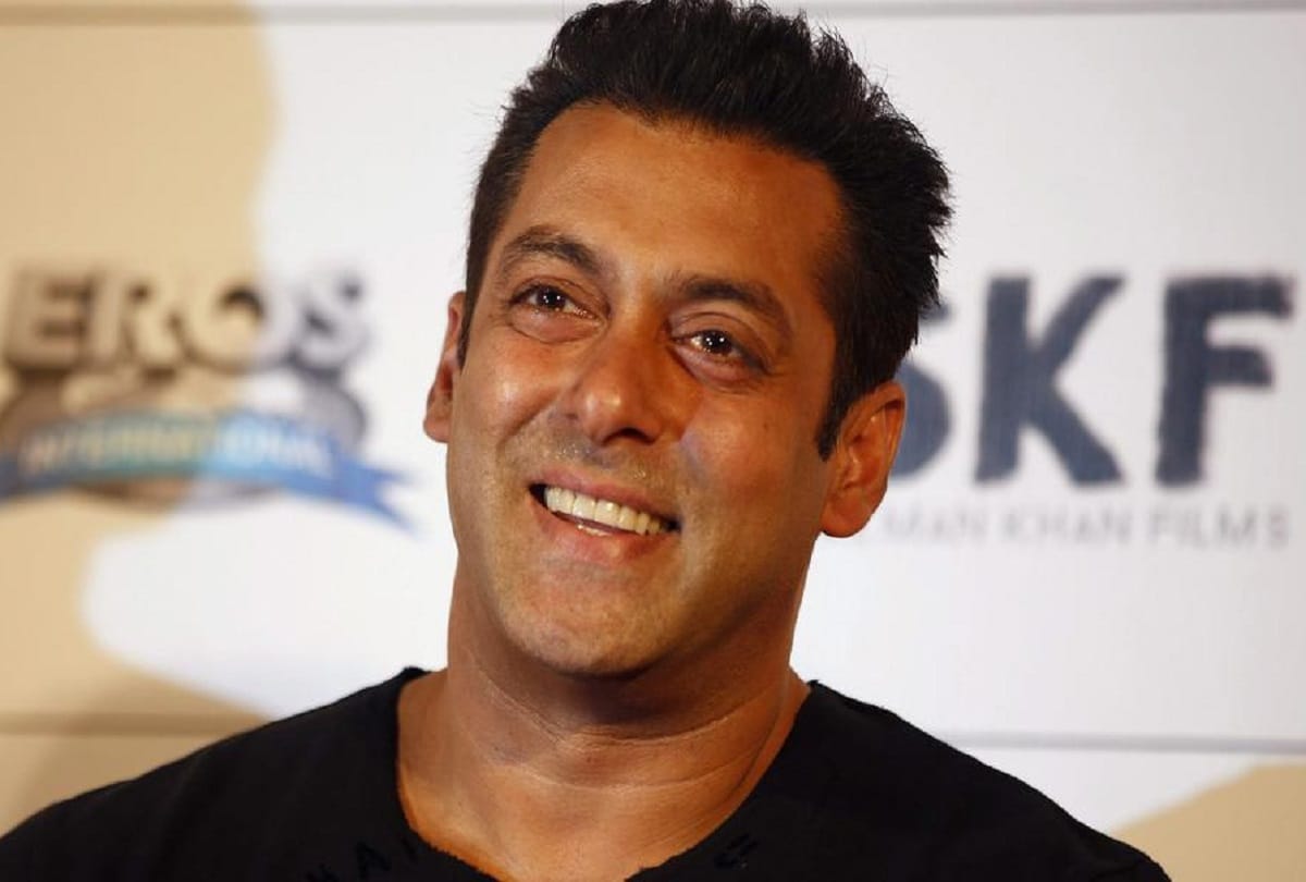 Salman Khan and Jacqueline Fernandez will do romactic song in Race 3 film 