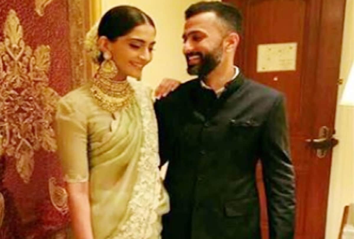 sonam kapoor with boyfriend anand ahuja gym picture viral