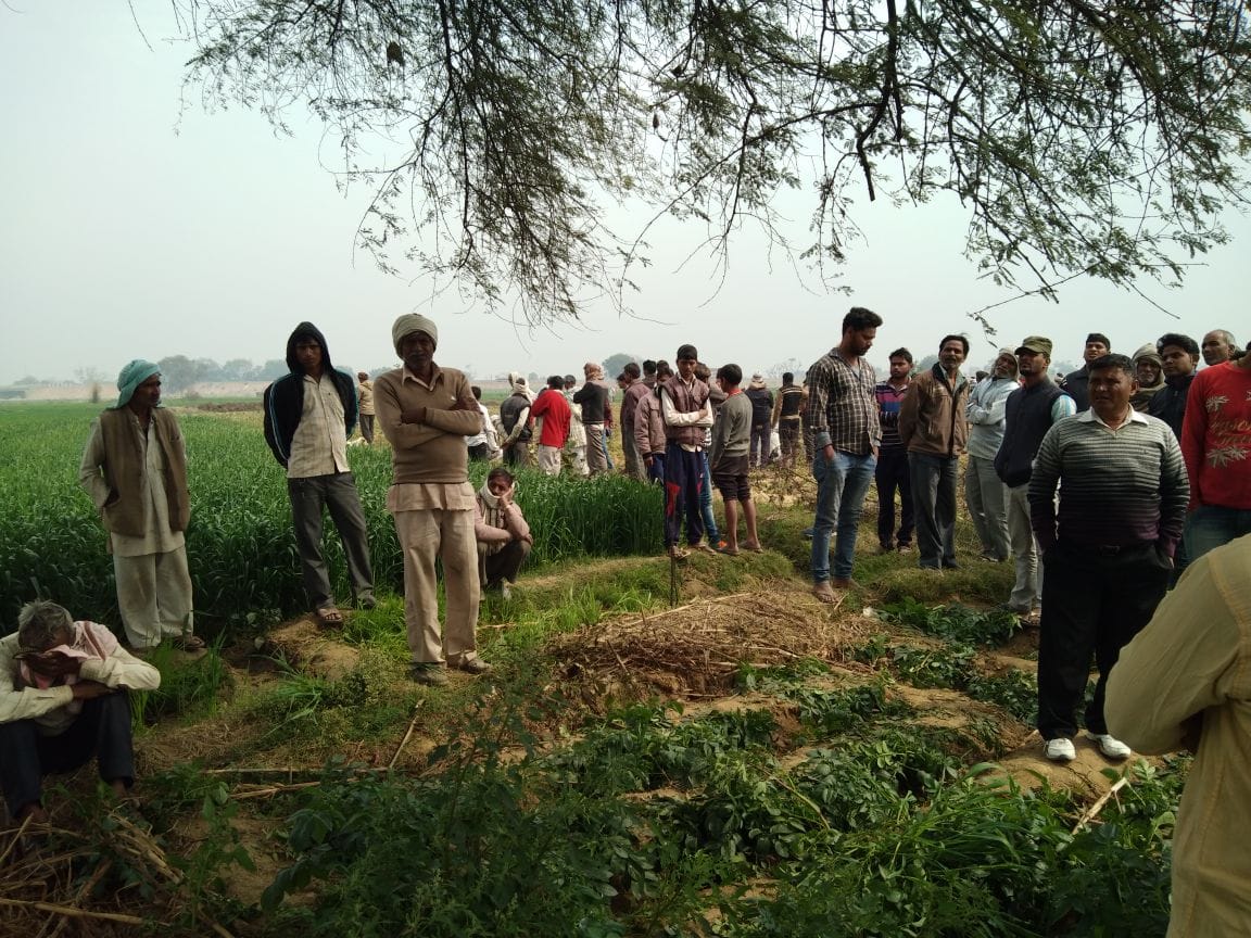 Agra farmer suicide due to loss and debt