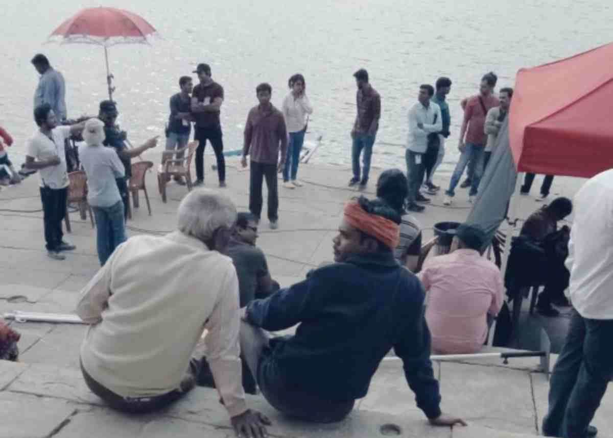 Hritik roshan first look launch of film super 30