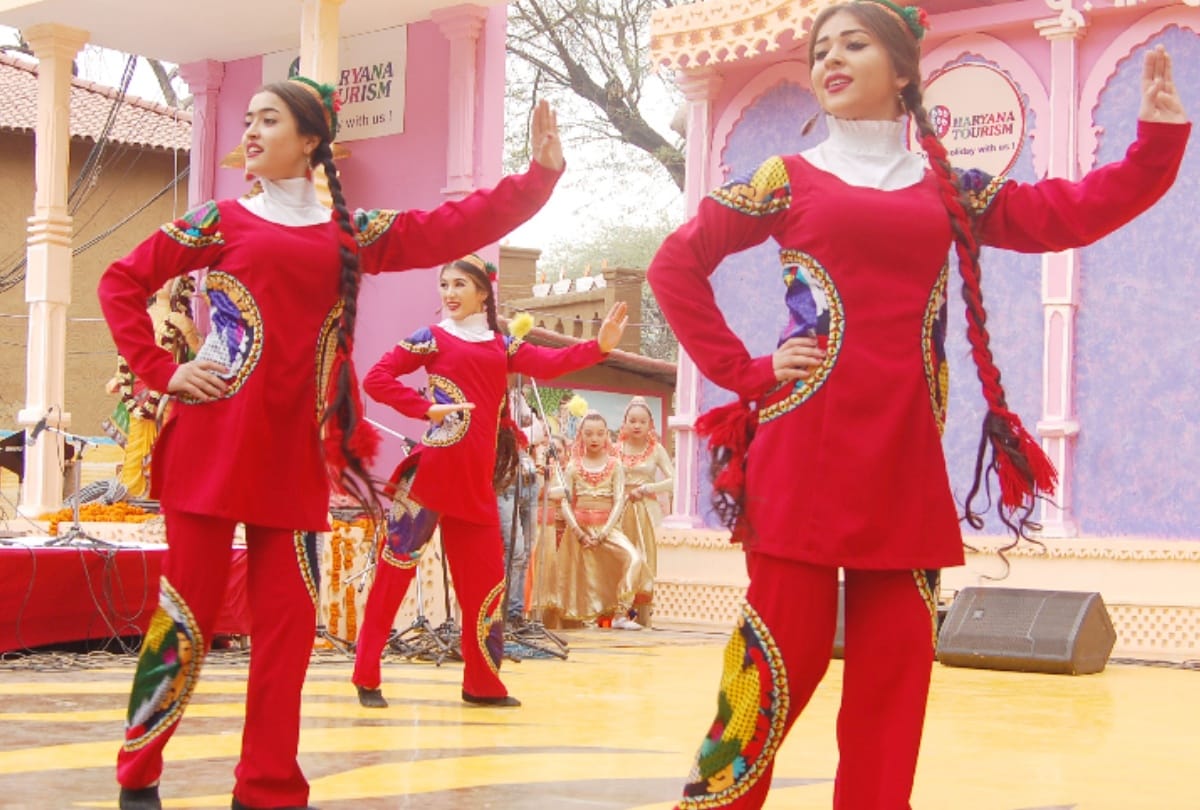 view pics of surajkund mela
