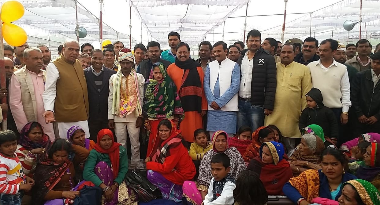 159 जोड़ों ने लिए सात फेरे, 12 का निकाह