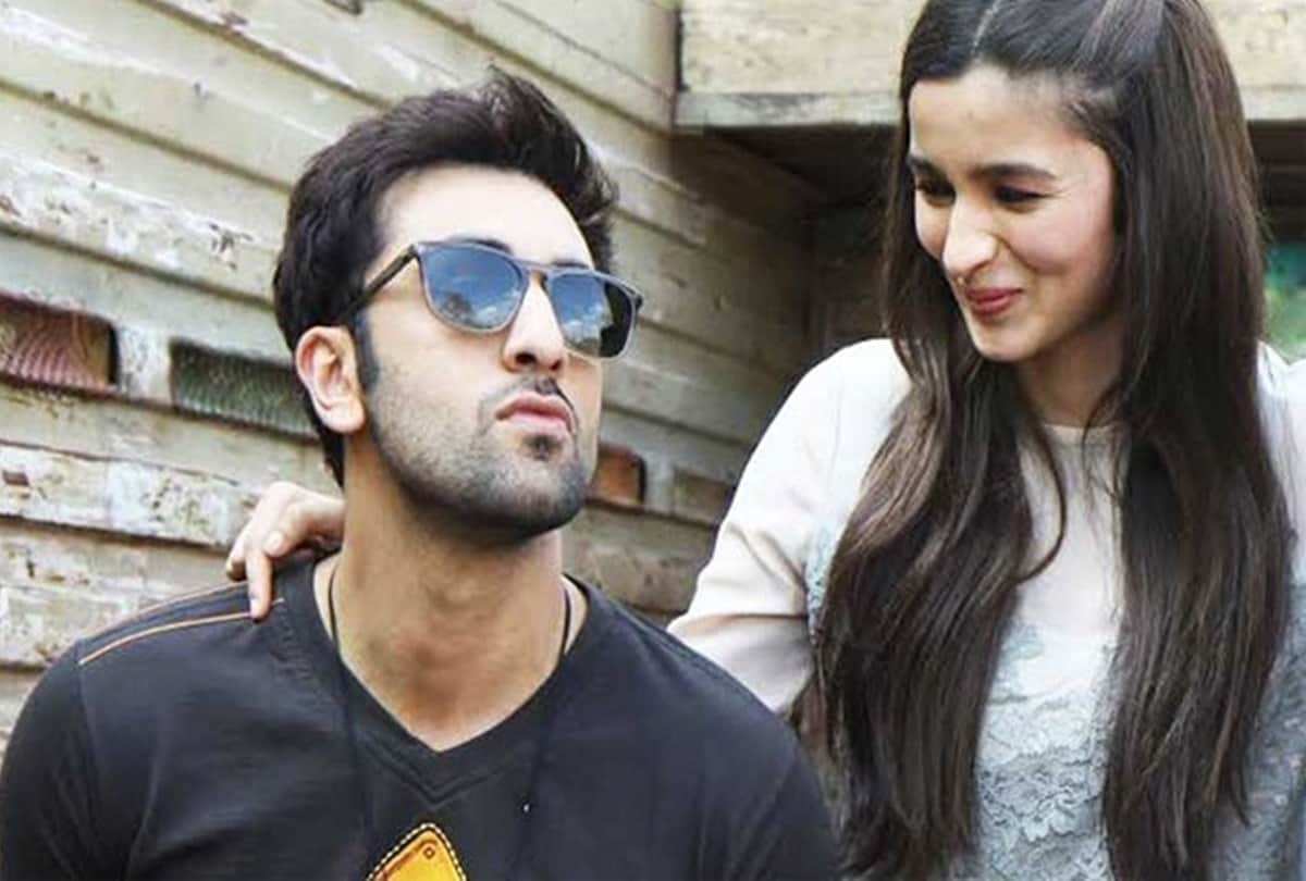 Manish Malhotra answer is going viral on Ranbbir Kapoor and alia bhatt