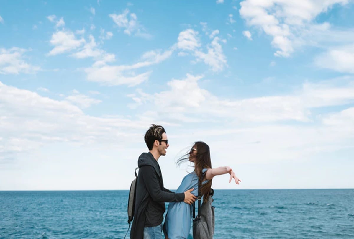summer best dating destination
