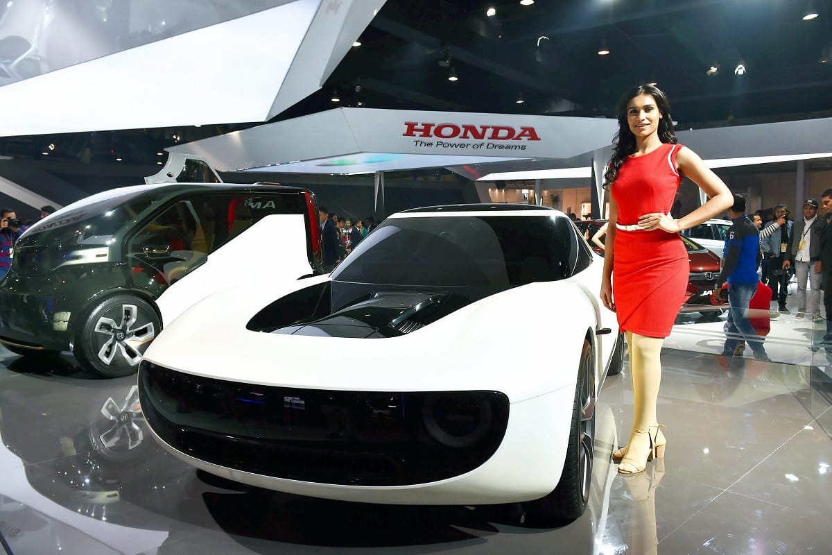 kia motors and hyundai unveils new concepts of car in auto expo 2018
