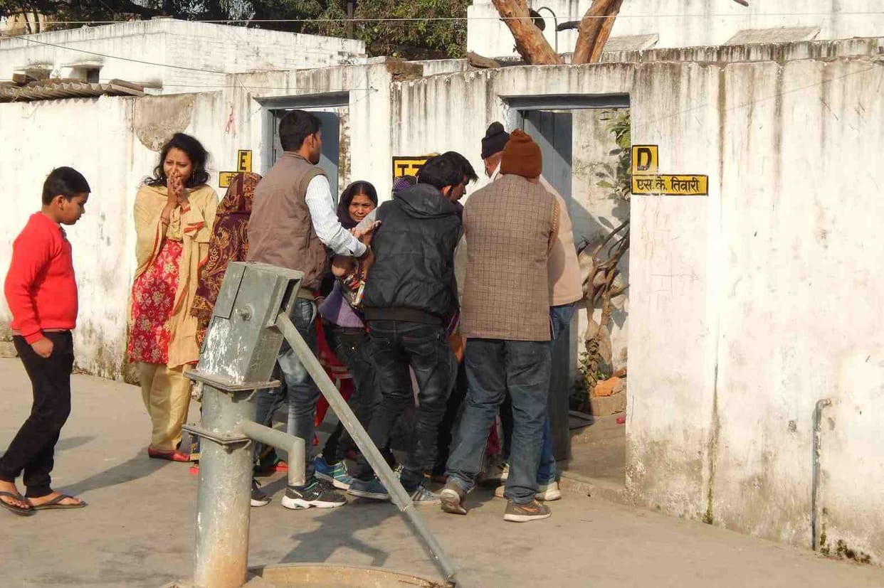 Railway gateman murder in ballia