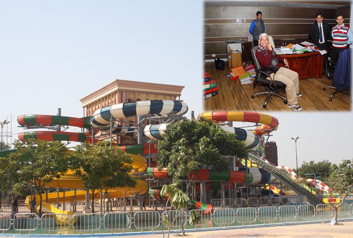 Income tax scam on owner of Blue World kanpur